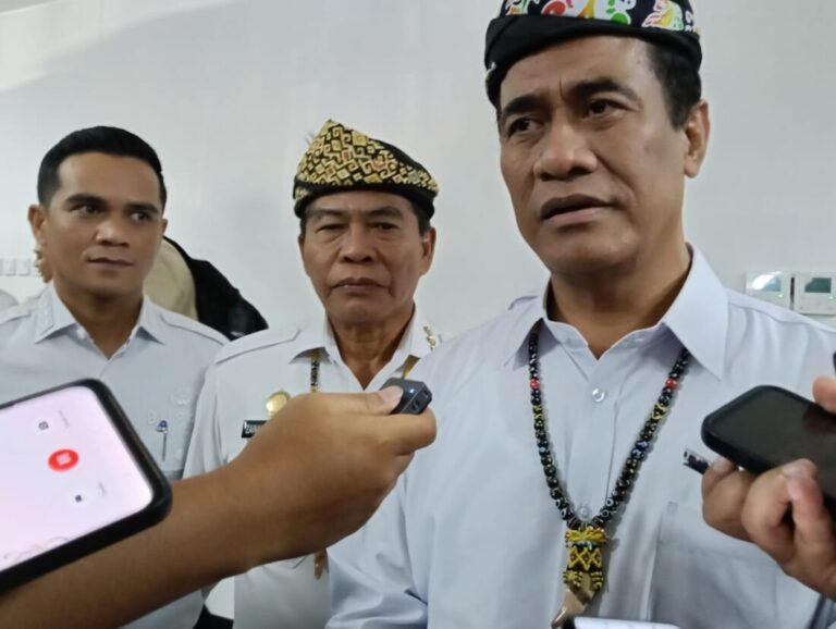 Menteri Pertanian Suntik Rp 500 M untuk Swasembada Pangan Kaltara Menteri Pertanian Suntik Rp 500 M untuk Swasembada Pangan Kaltara