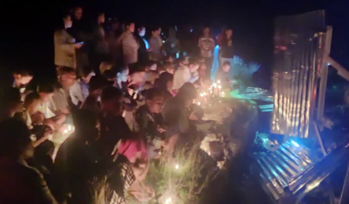 Umat Stasi Tonggurambang Gelar Doa Novena dan Aksi Bakar Lilin